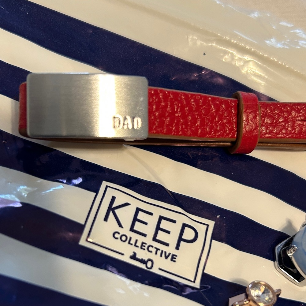 KEEP Collective Red and Gold Keychain Accessory - Picture 3 of 5